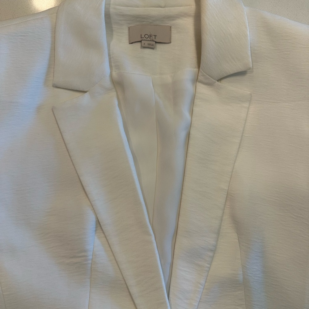 LOFT Women’s White Blazer